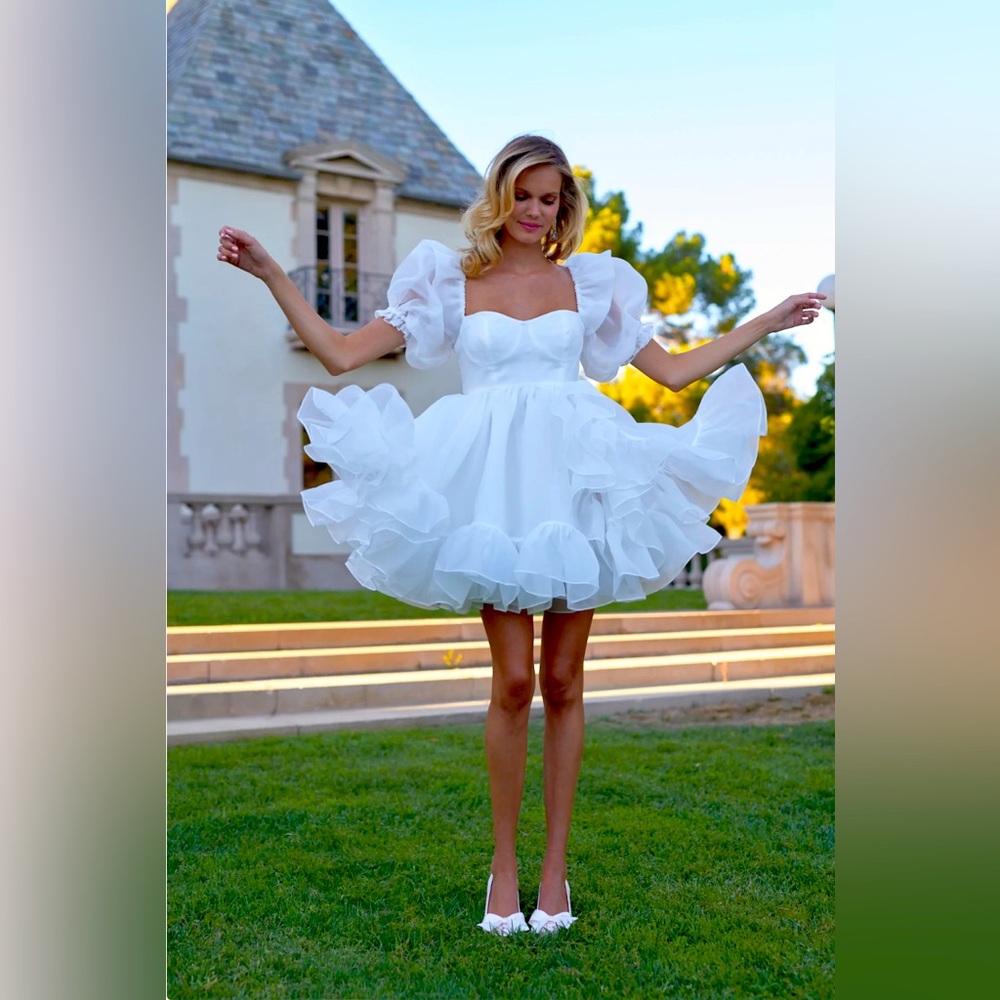 Selkie Ivory Bebe Bloom Dress | Size: XL